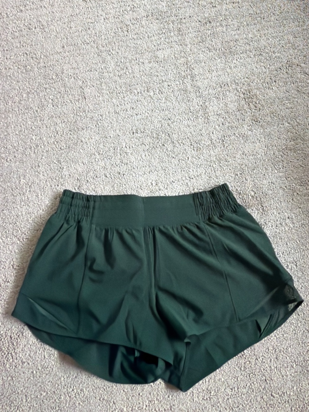 lululemon hotty hot shorts - Picture 2 of 4